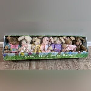Vintage 1997 The Original Easter Bunny Collectables Plush rabbit Set holiday